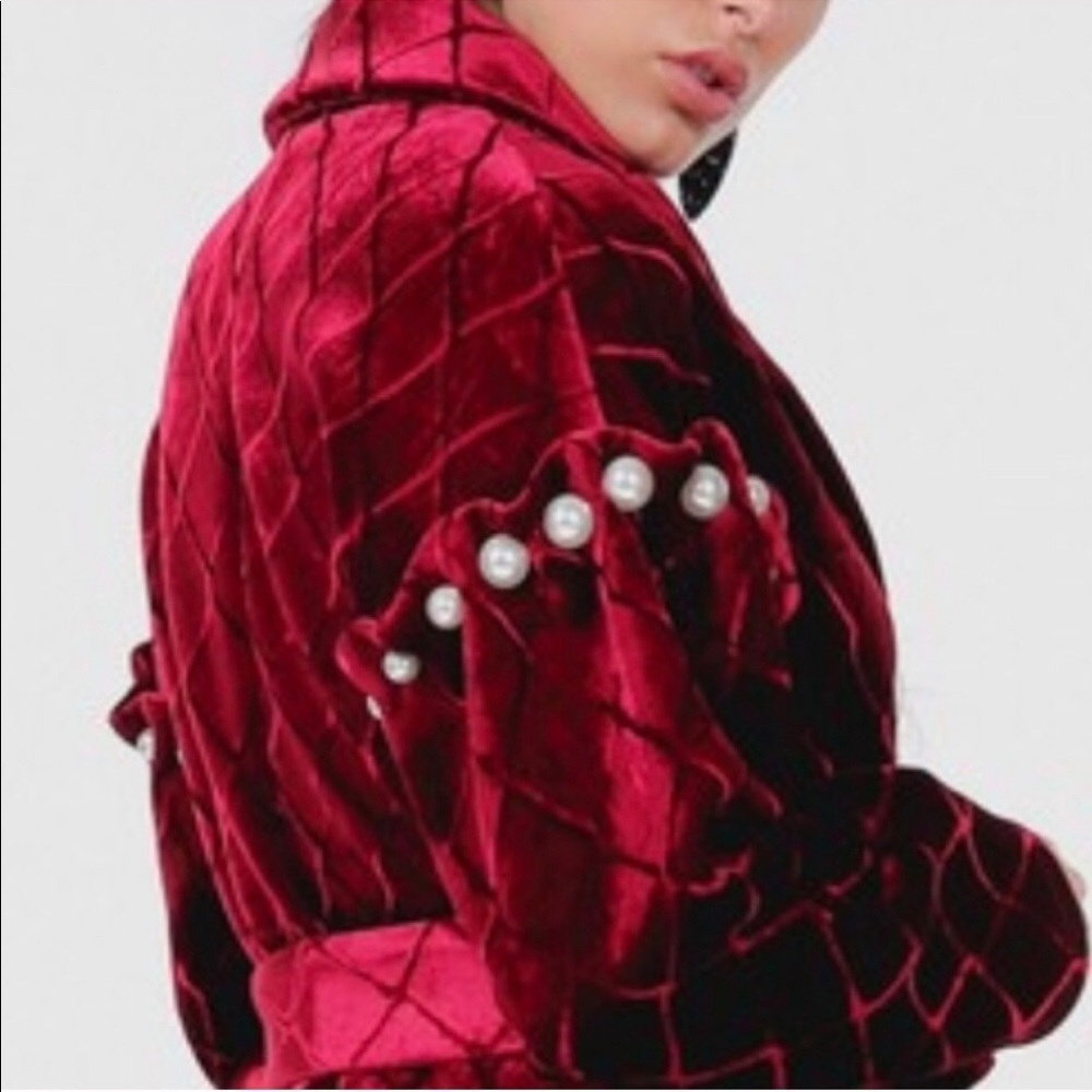 NWT! Elite luxury collection Velour Rich Red Pearl Accents - Picture 6 of 11